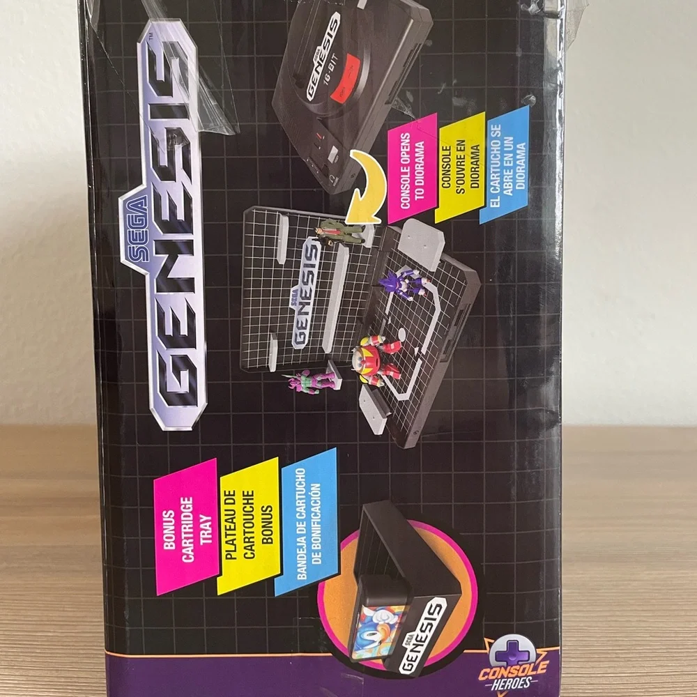 SEGA Genesis DIORAMA Console Heroes Supervillain Bundle - IN HAND NEW / SEALED